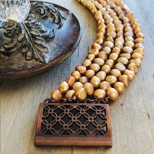 Multi-strand yellow/gold pearl bracelet NWT